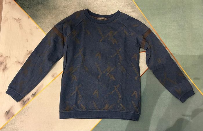Sweat bleu marine motif marron 12 ans