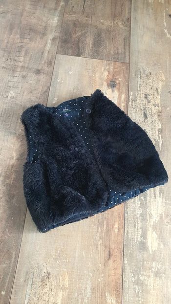 Boléro kiabi 12 mois en très bon état