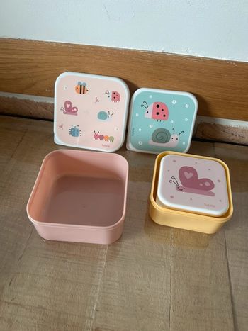 3 boîtes déjeuner Bugs