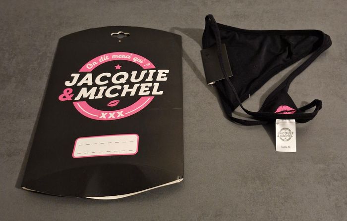 String neuf officiel Jacquie et Michel avec la boite officielle - photo numéro 4