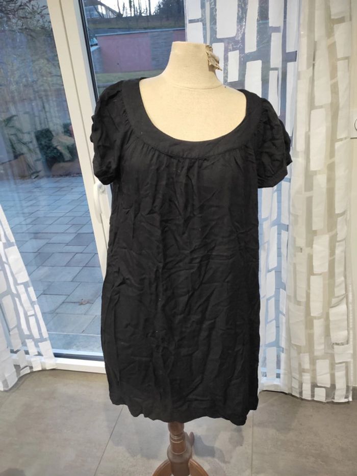 Robe Kiabi taille 42 - photo numéro 2