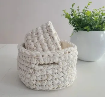 Deux Paniers crochetés blancs et dorés 💫 neuf