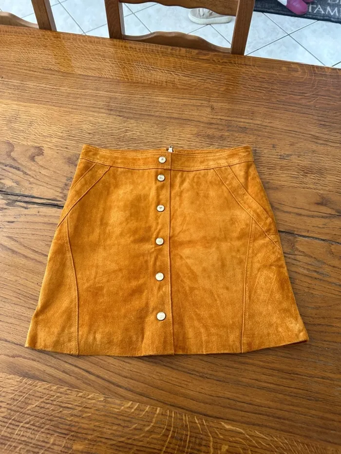 Jupe en cuir - photo numéro 2
