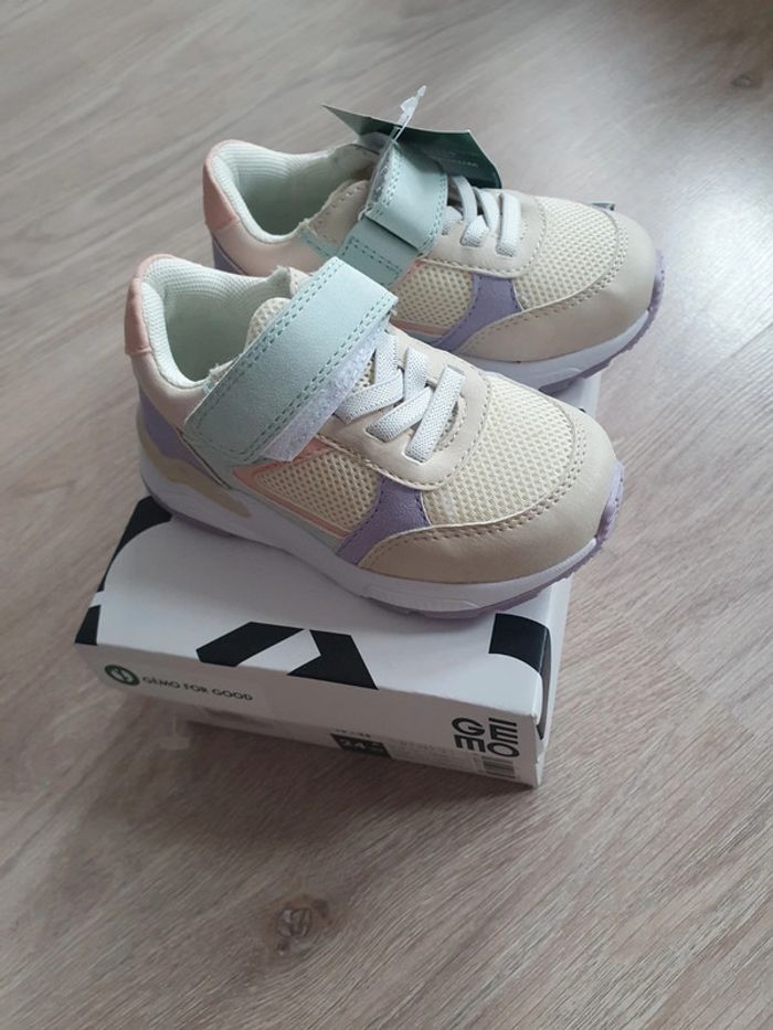 Basket taille 22