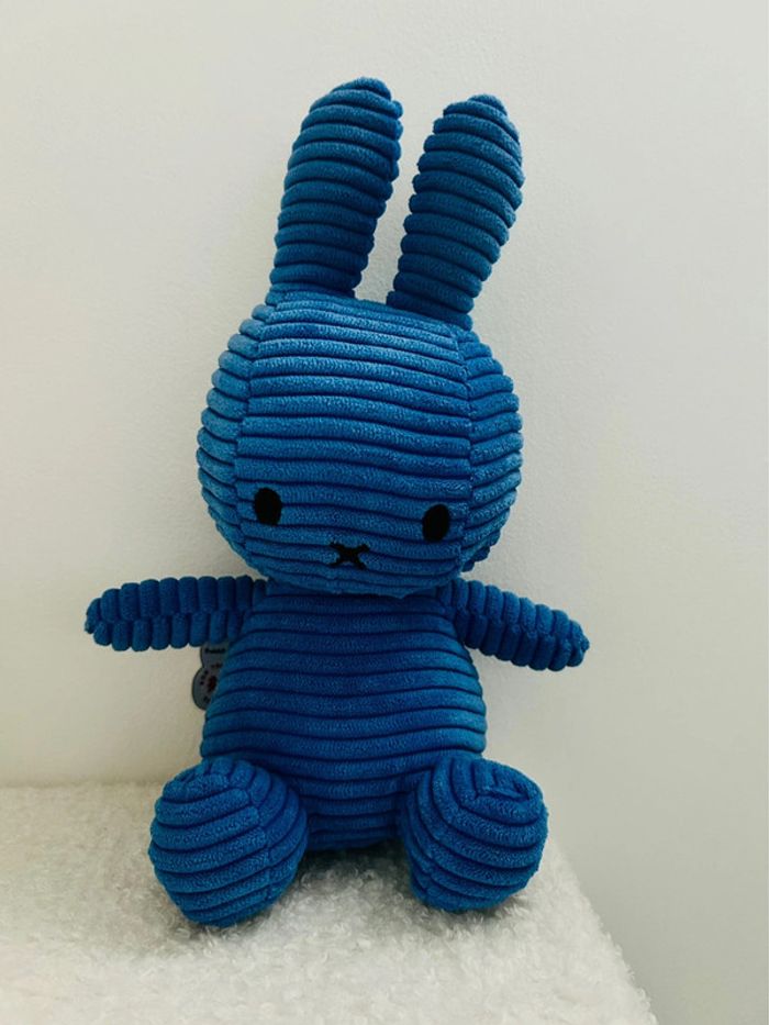Nijntje Miffy peluche bleue nuit 23 cm