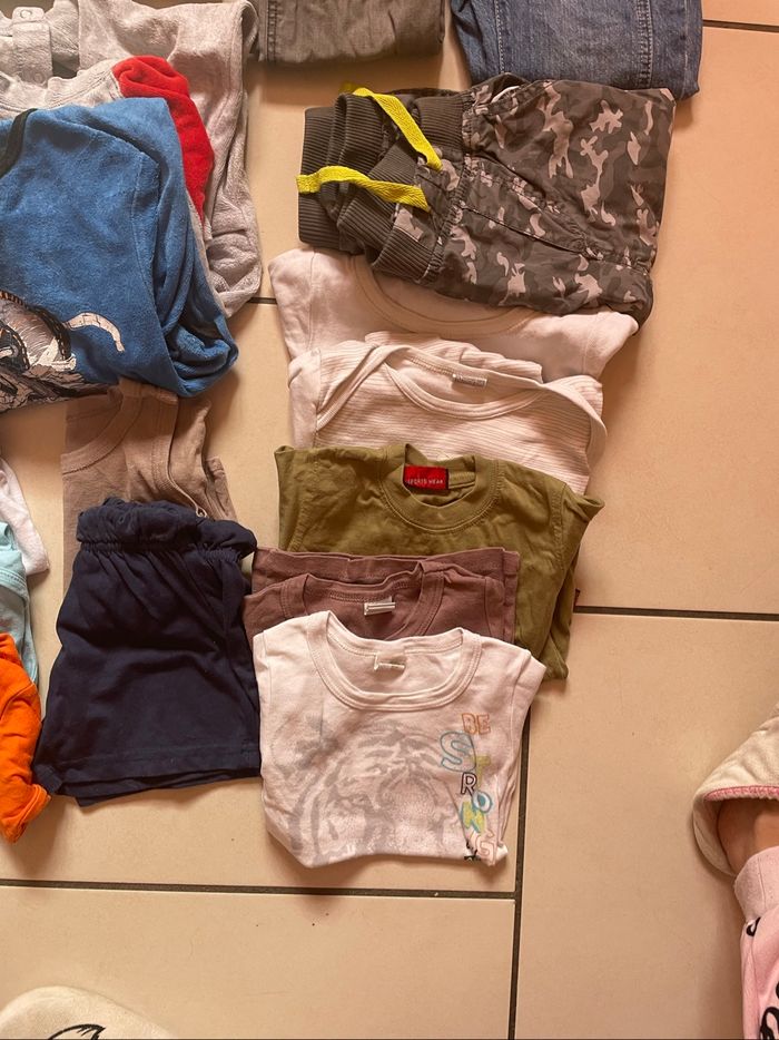 Lot vêtement garçon 2 ans - photo numéro 5