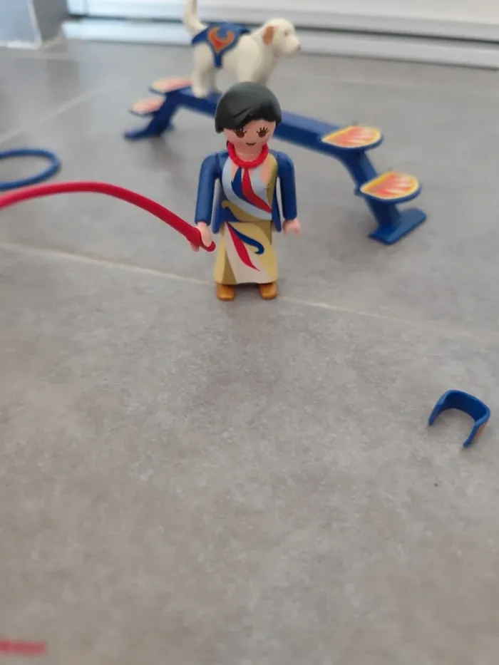 Éducateurs chiens cirque - photo numéro 5