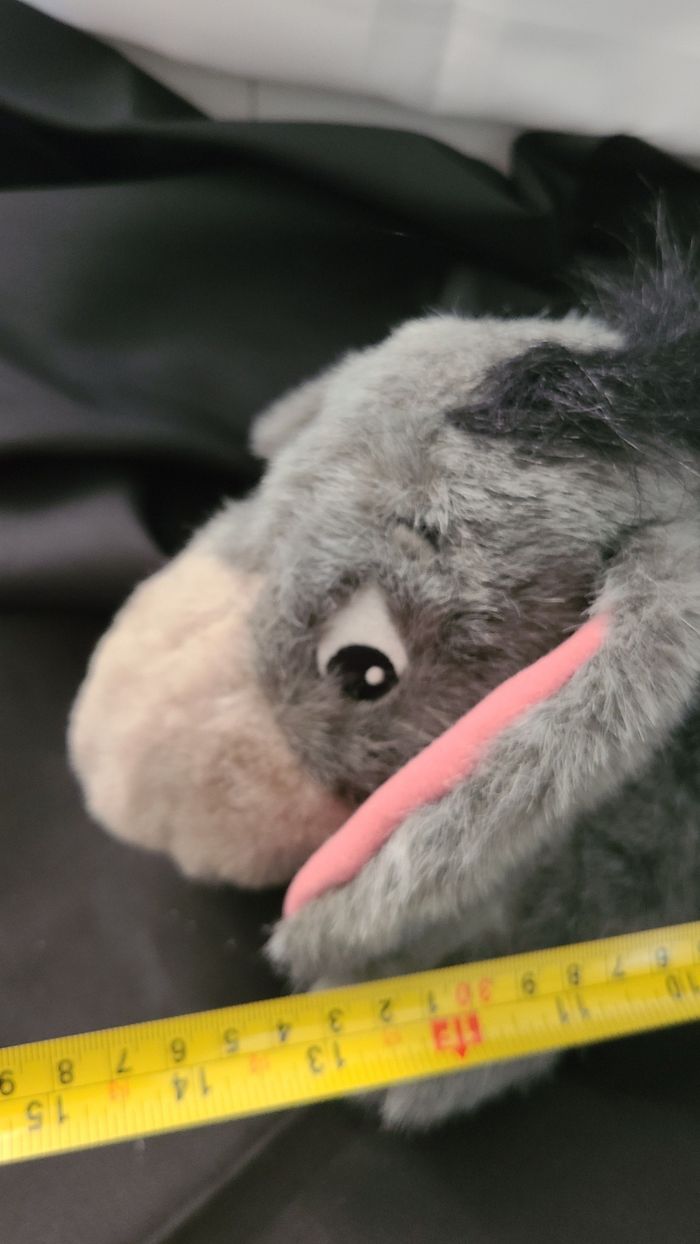 Peluche Bourriquet WALT DISNEY âne allongé gris foncé Disney 35 cm - photo numéro 3