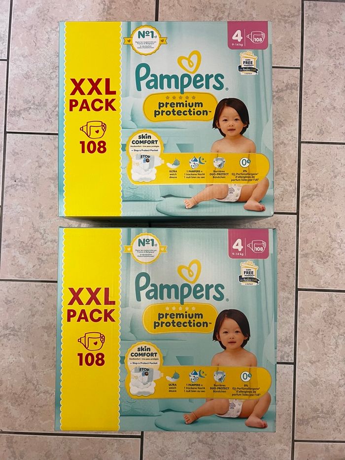 2 cartons couche Pampers taille 4