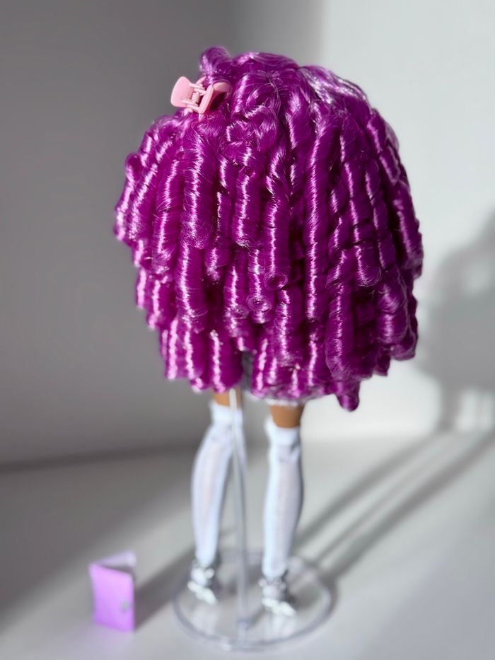 Lilac Rainbow High - photo numéro 3