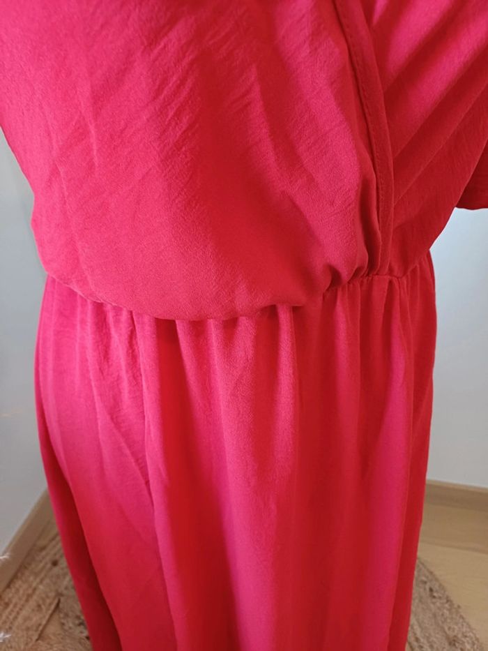 Robe longue rouge fluide à épaules dénudées neuve Estee Brown taille S/M 36/38 - photo numéro 5