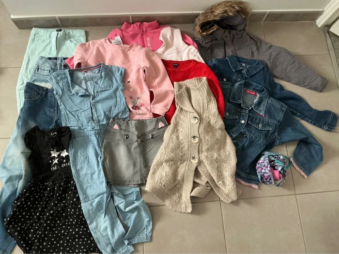 Lots vêtements fille 6 ans