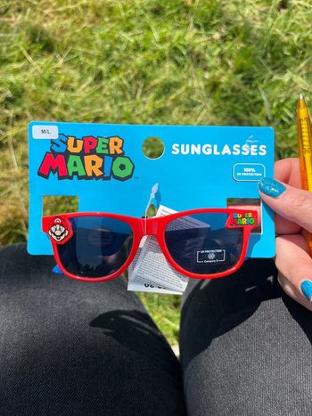 Lunettes de soleil enfant super Mario