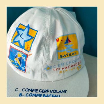 Casquette enfant blanche – C    comme cerf-volant – 48 cm