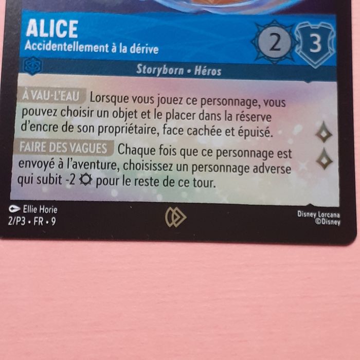 Lorcana set 9: Carte promo Foil " Alice accidentellement à la dérive" - photo numéro 4