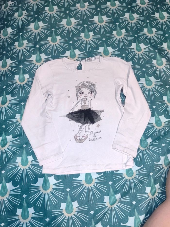 T-shirt manche longue taille 5 ans