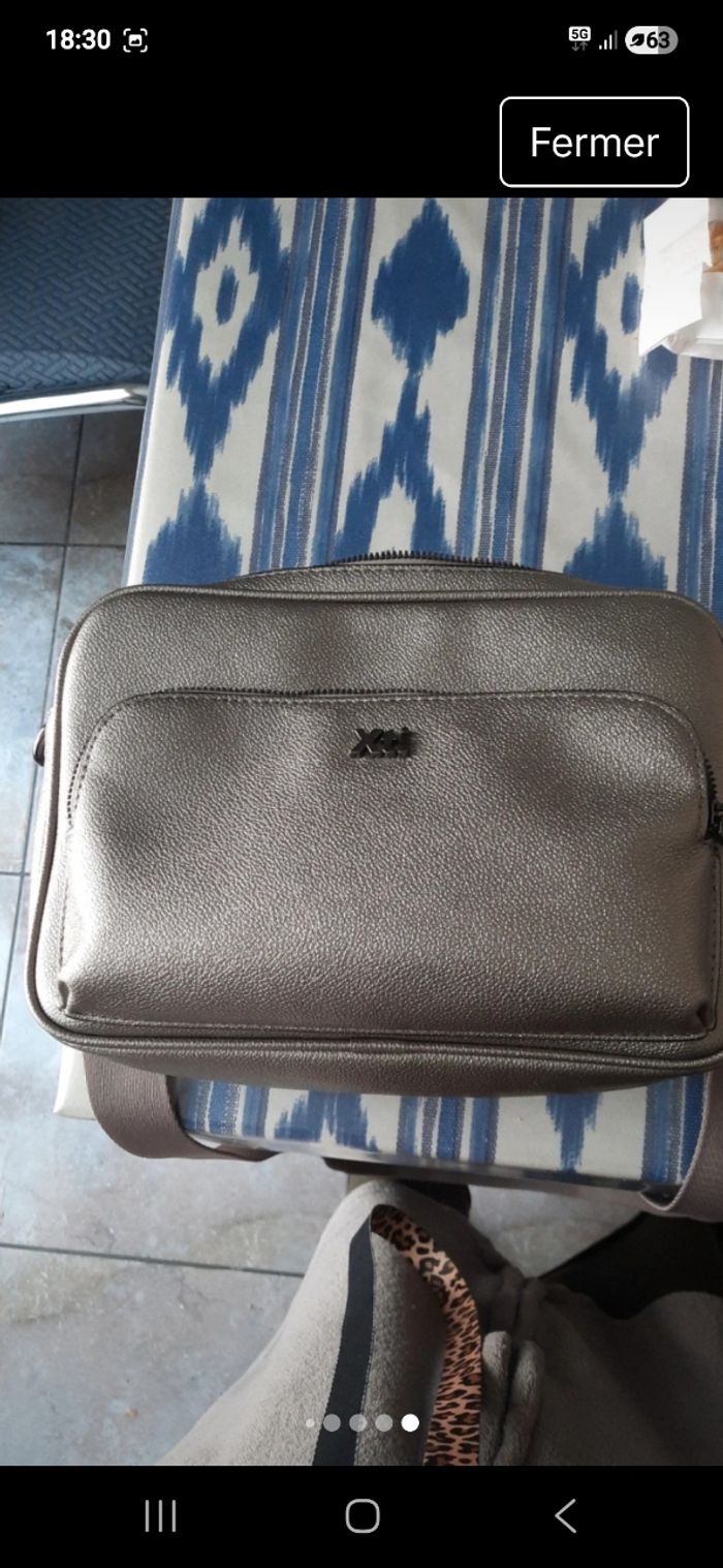 Sac avec bandoulière