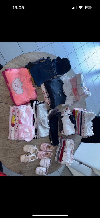 Lot fille en taille 6 mois