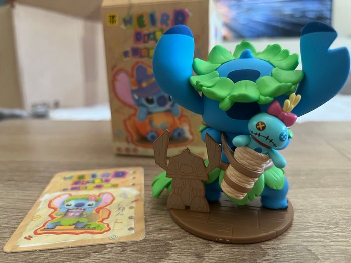Figurine Top Toy Miniso Disney Stitch & Scrump Weird Diary - photo numéro 2