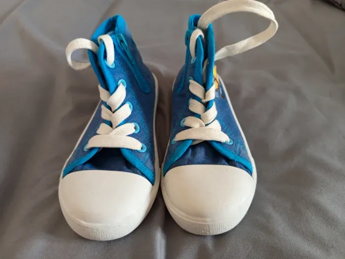 Chaussures 25