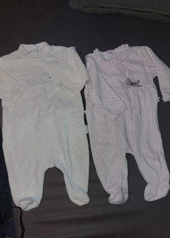 Lot 2 pyjamas bébé 3 mois fille