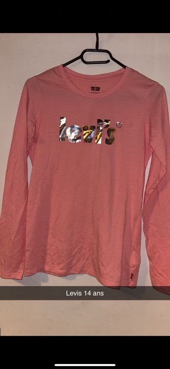 TEE shirt levi’s