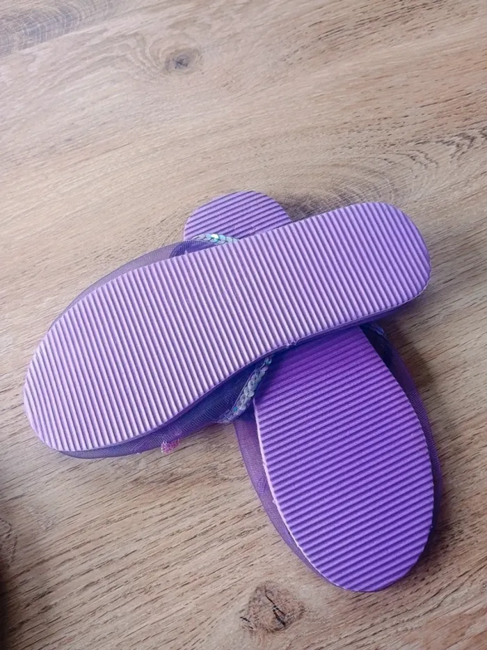claquette viollette T38