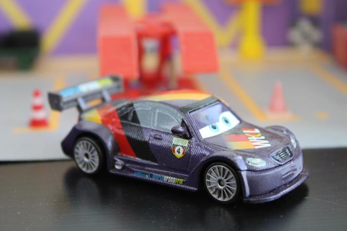 Disney Pixar Cars Max Schnell version world grand prix - photo numéro 6