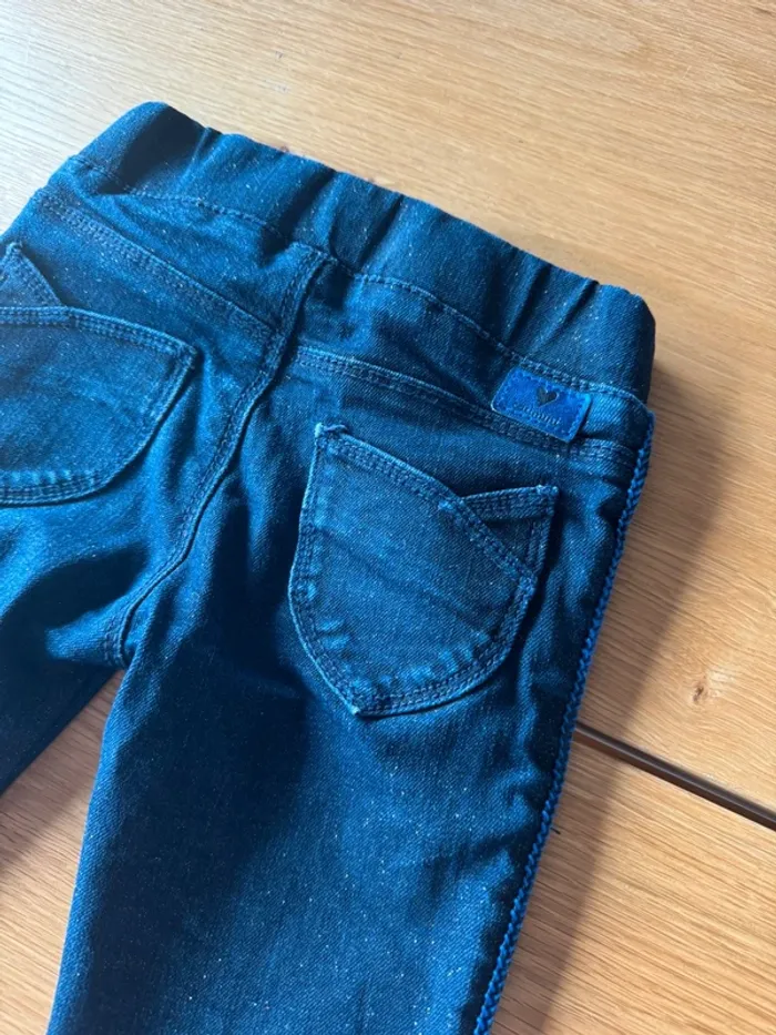 Tenue 2 pièces, tregging jeans pailleté bleu denim et top ML beige cœur sequins - Taille 4 Ans - photo numéro 17