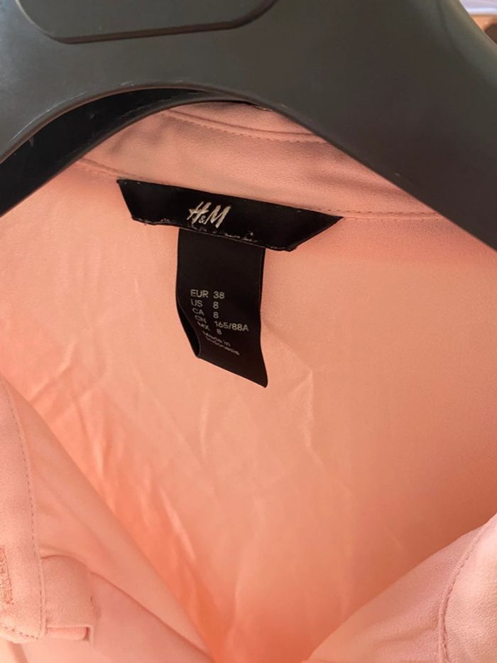 Chemisier rose à col doré - photo numéro 2