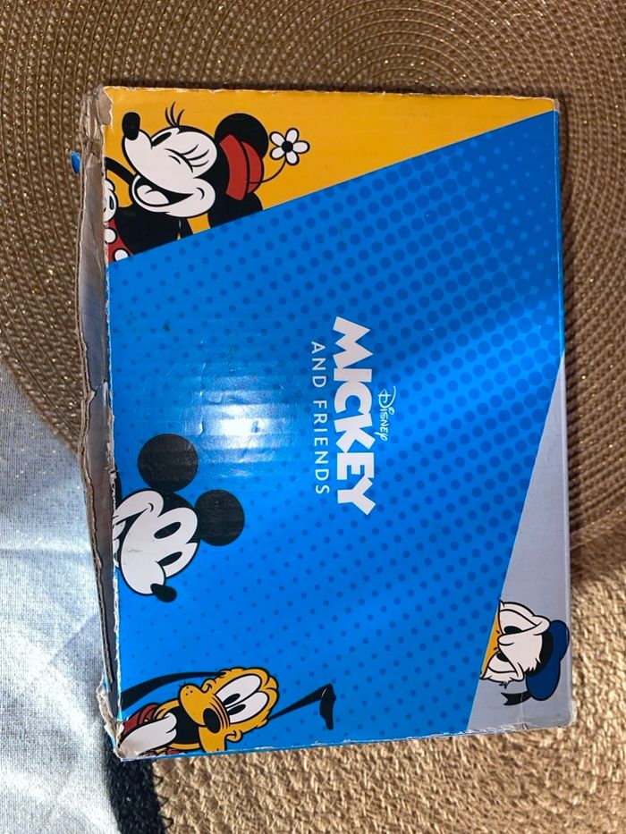 Baskets Minnie taille 22 disney - photo numéro 4