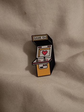 Pins neuf machine gamer vintage