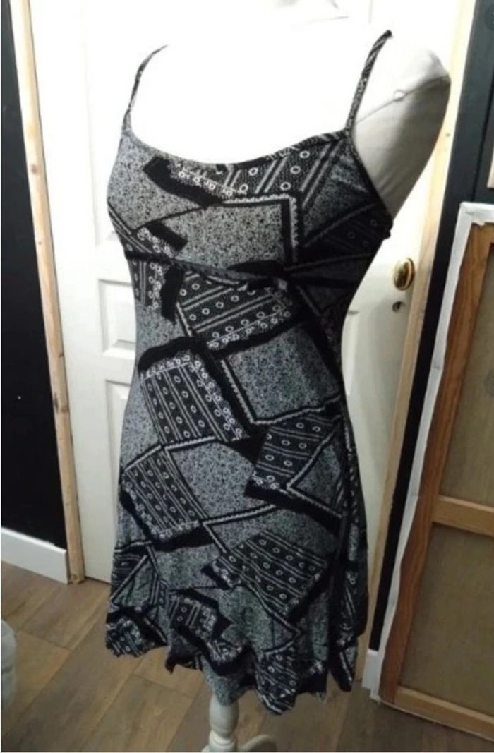 Robe été t 36 lala paris