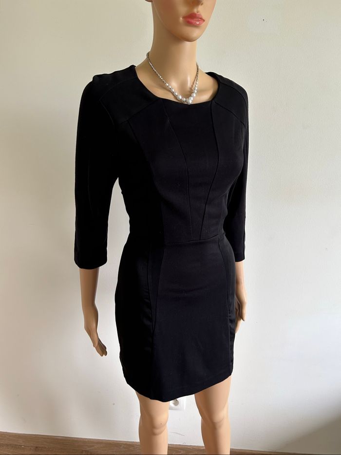 Robe noire à manches courtes Les Petites taille 36 TBE - photo numéro 2