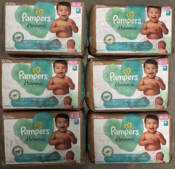 6 paquets  de 36 couches Pampers taille 4