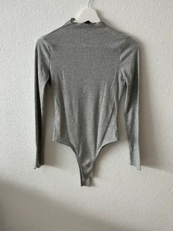 Body gris à manches longues SHEIN – Taille S (36/US 4)
