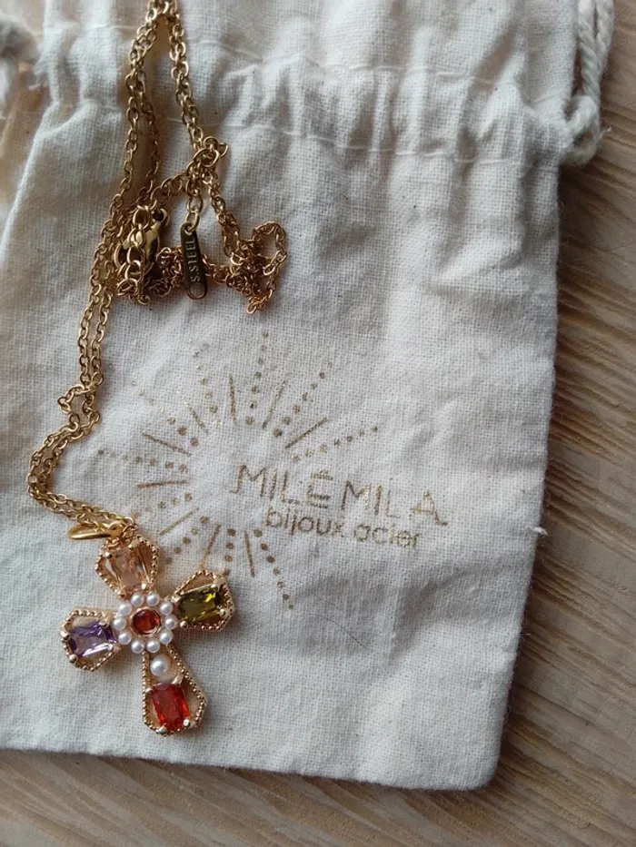 Collier croix avec zircons colorés - photo numéro 3