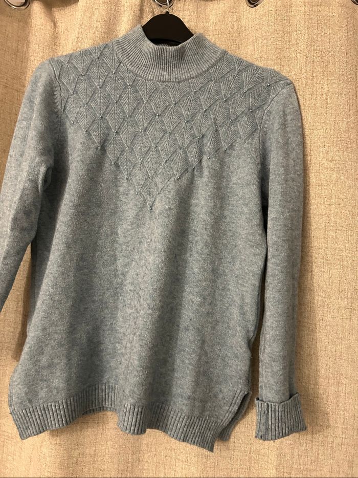 Pull avec perle - photo numéro 6