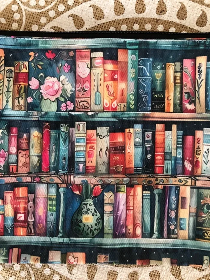 Pochette maquillage accessoires - photo numéro 2