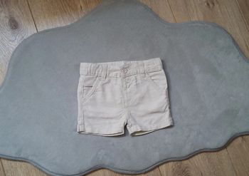 short "mes petits cailloux" 6 mois beige en lin neuf jamais porté