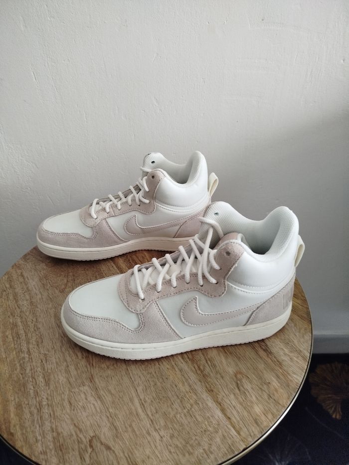Baskets Nike T 38 - photo numéro 3