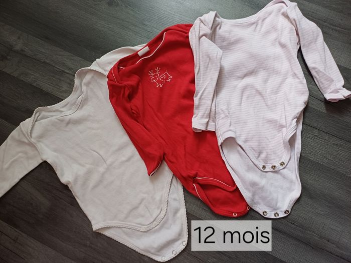 3 bodies manches longues 12 mois