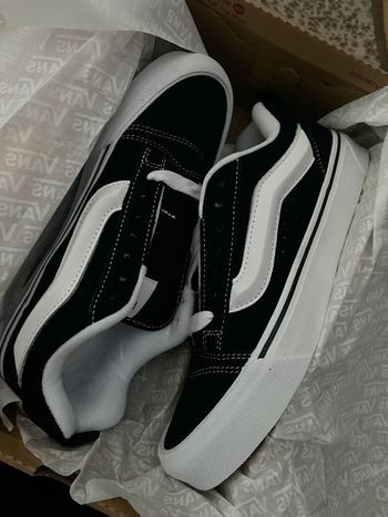 Vans Knu Skool Blanck and White