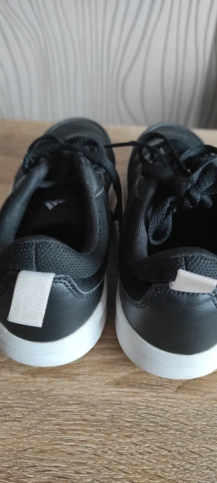 Baskets adidas noires P.36 - photo numéro 4