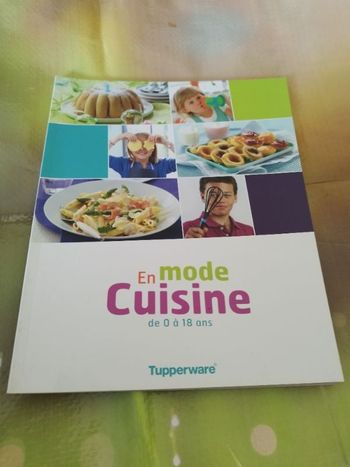 Livre en mode cuisine Tupperware