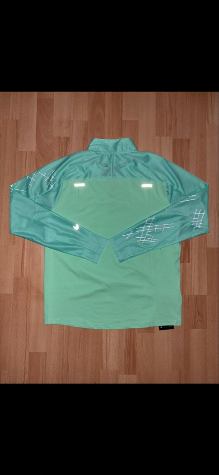 Running division Nike vert - photo numéro 5