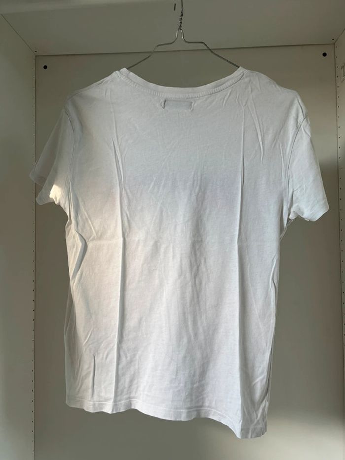 Teeshirt avec écriture Bershka - photo numéro 2