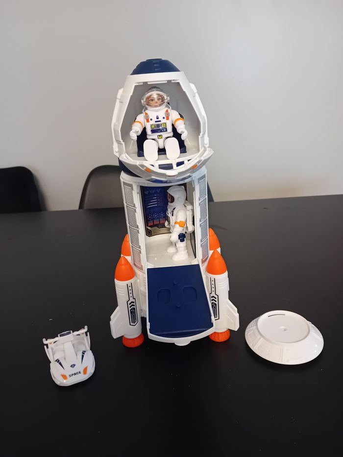 Fusée 🚀 - photo numéro 2