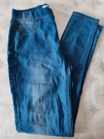Jean slim taille 38
