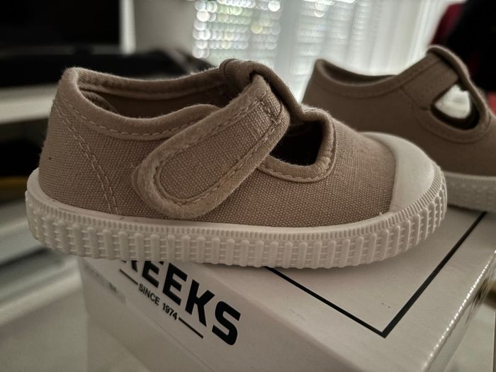 Chaussure taille 21 - photo numéro 4